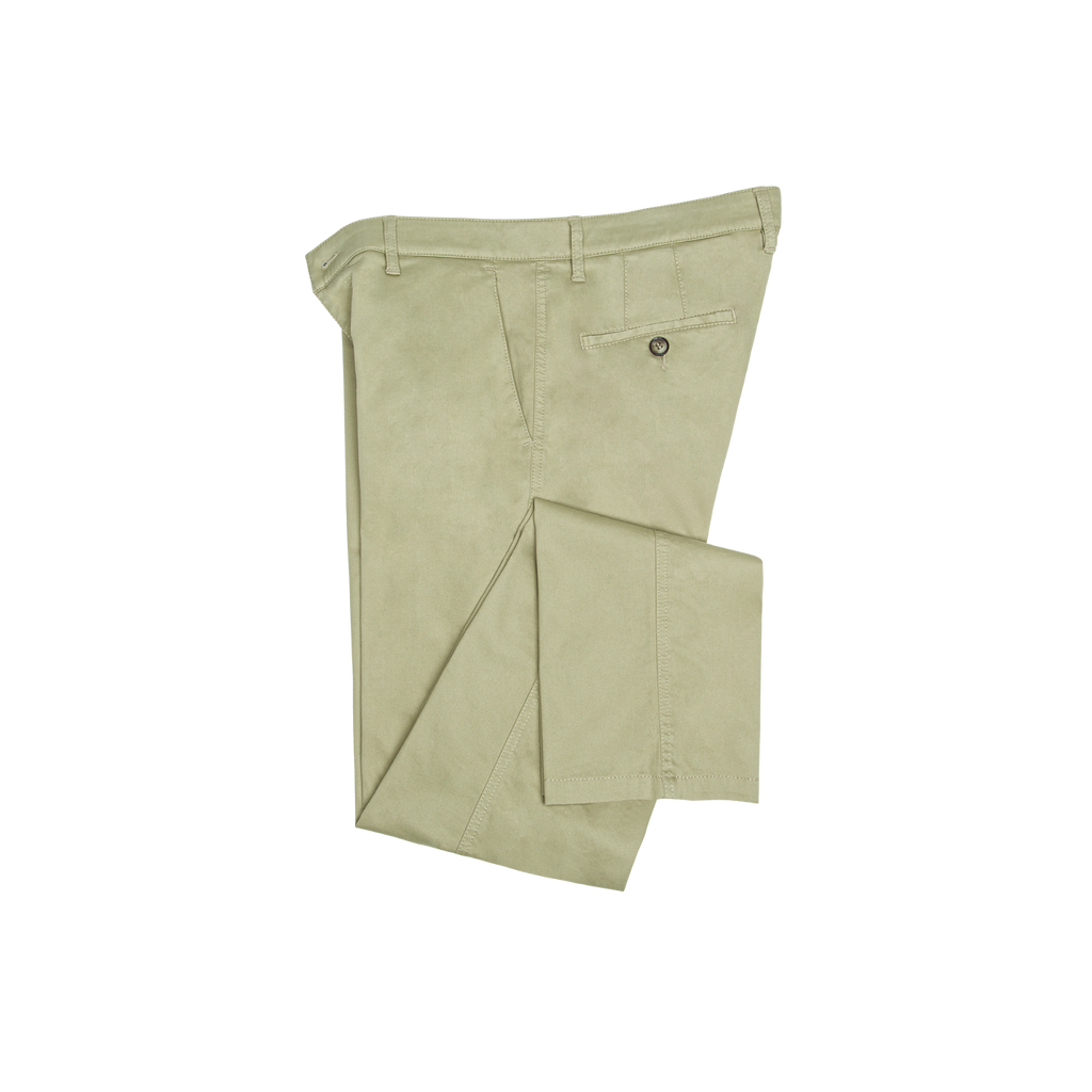 Chino classic in twill